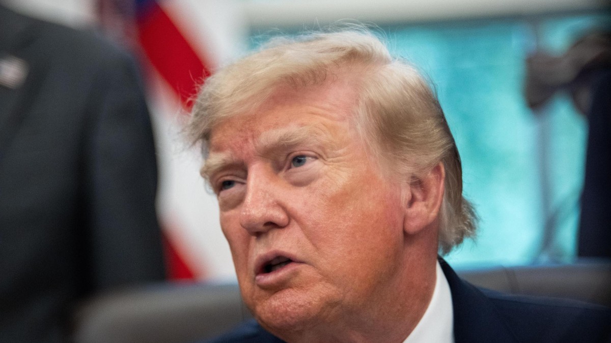 President Donald Trump speaks in the Oval Office of the White House on Sept. 28, 2026. Photo: Alex Brandon/AP via The Press-Telegram