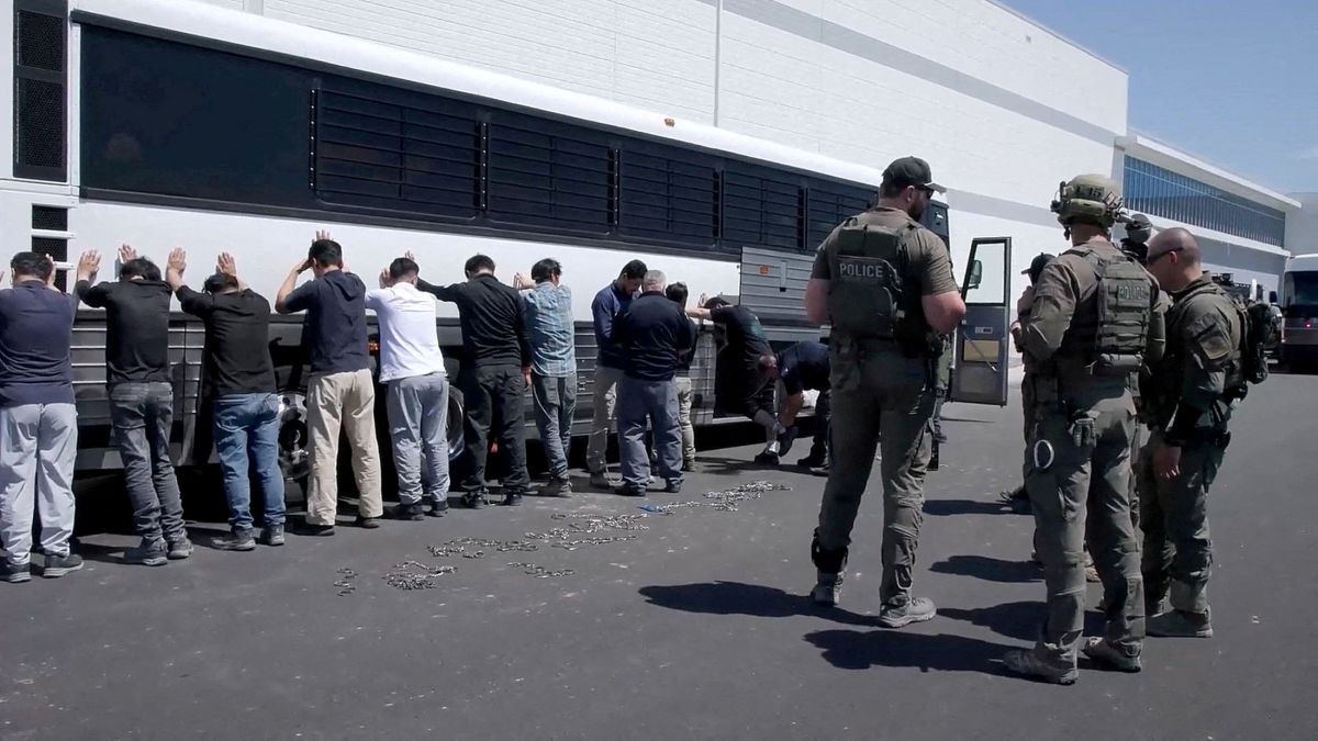 Korean Workers File First Claims Over Georgia Hyundai Raid