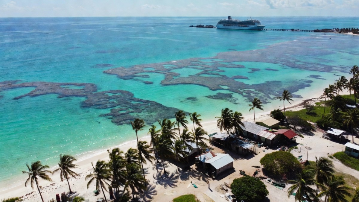 Mexico Supreme Court to Hear Mahahual Land-Use Fight