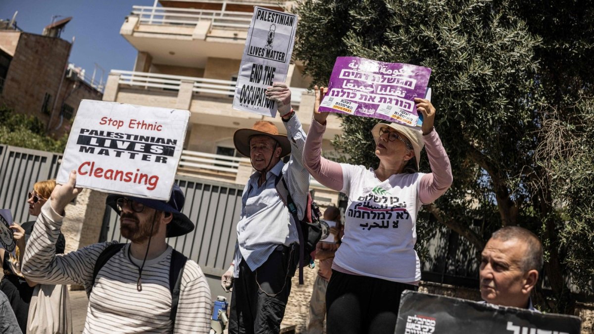 Ex-Israeli Officials Call West Bank Settler Violence 'Ethnic Cleansing'