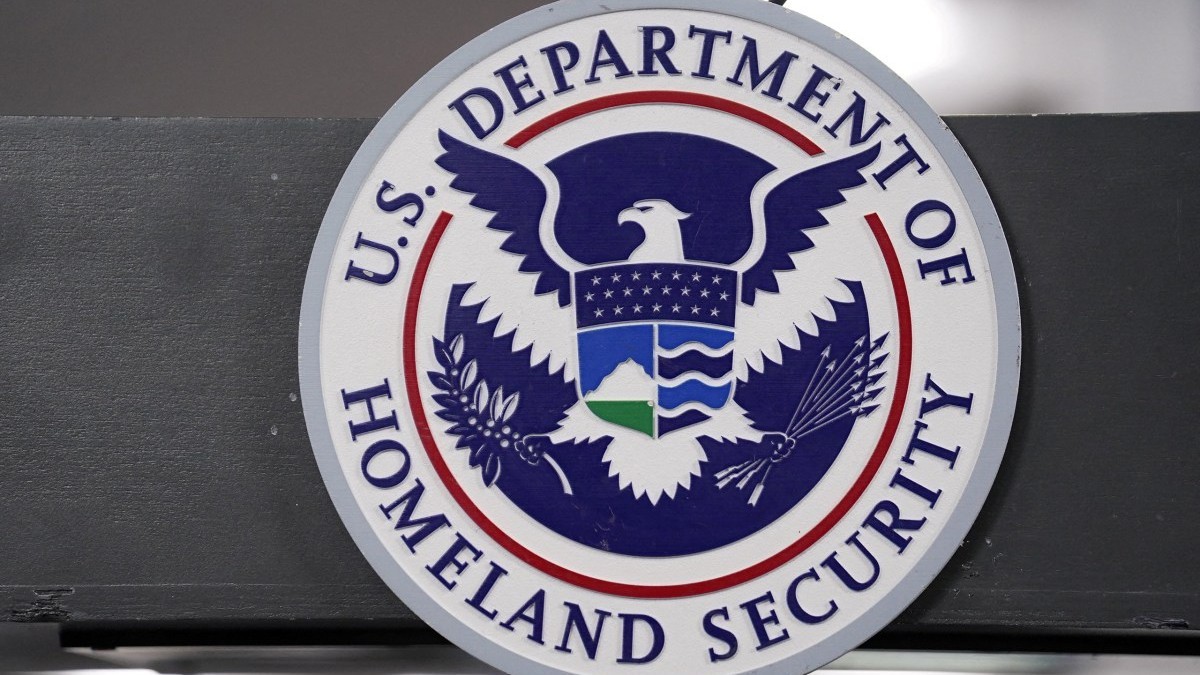 The U.S. Department of Homeland Security seal is displayed in Washington on January 24, 2026. Photo: Reuters via The Texas Tribune
