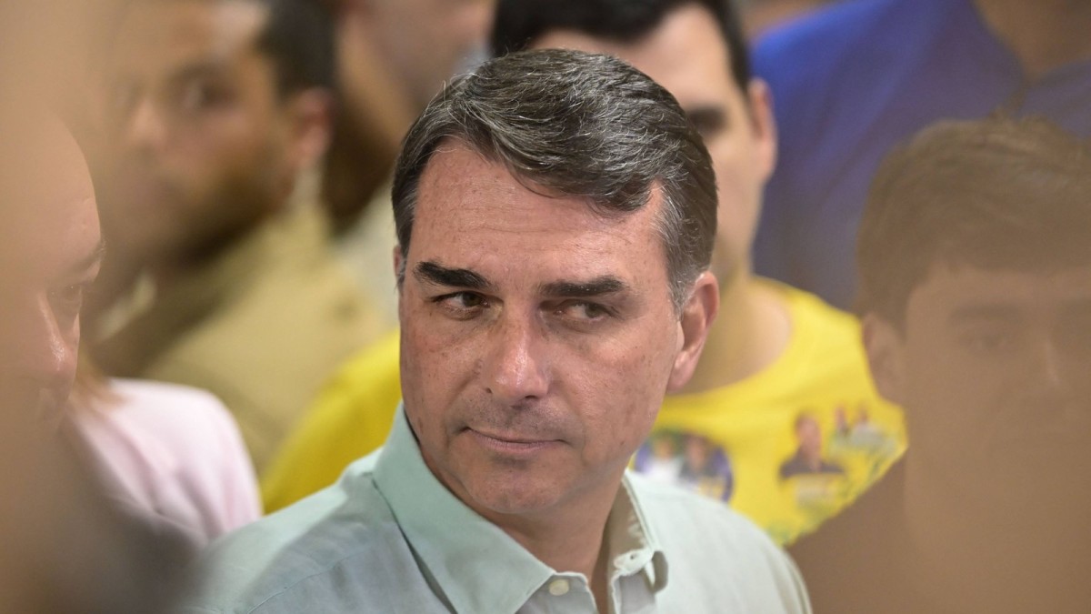 Bolsonaro Memo Ties Brazil Rare Earths to US-China Rivalry