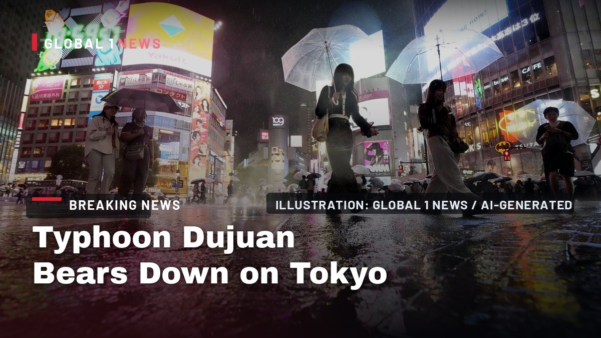 Typhoon Dujuan Bears Down on Tokyo as Japan Shuts Down for Silver Week