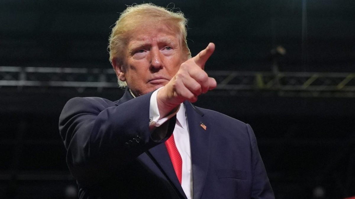 Trump Waives the Sanctions Law Named for Lindsey Graham, Two Days Before It Took Effect