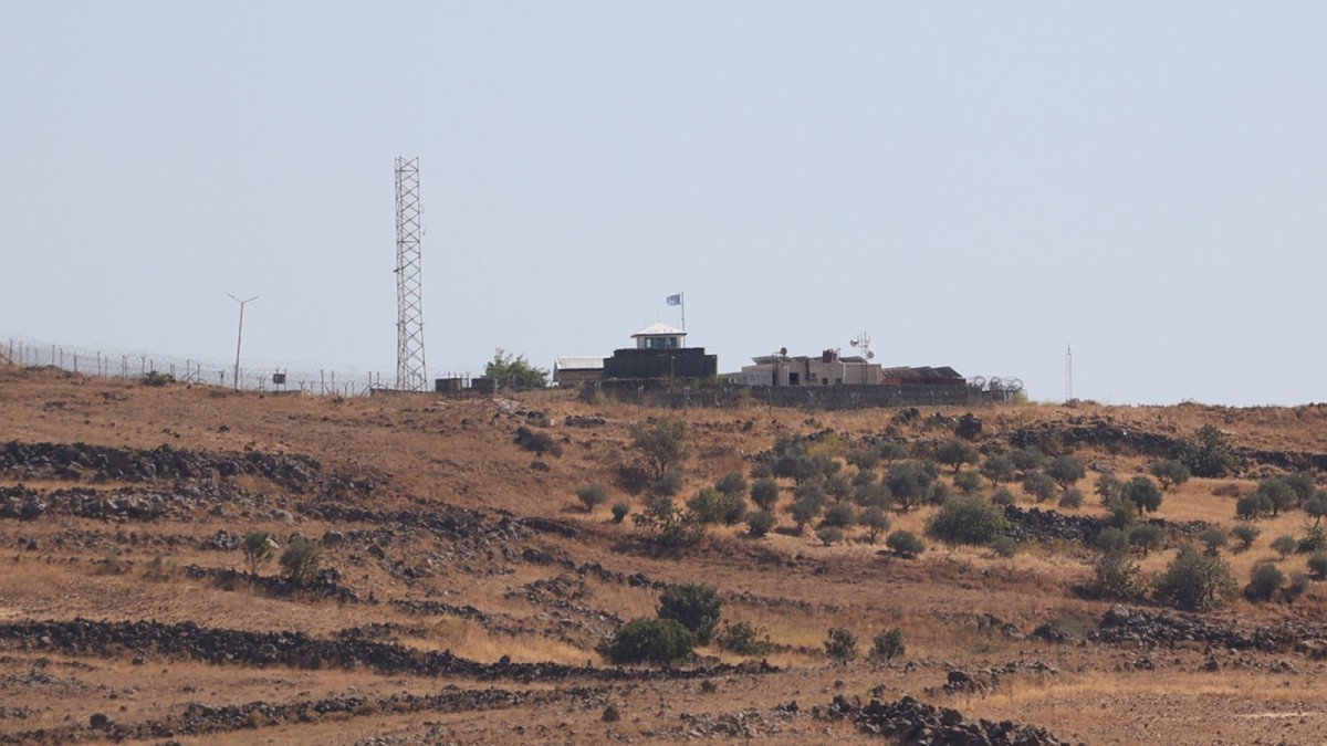 Israeli forces detain 2 Syrians during incursion into southern Syrian village