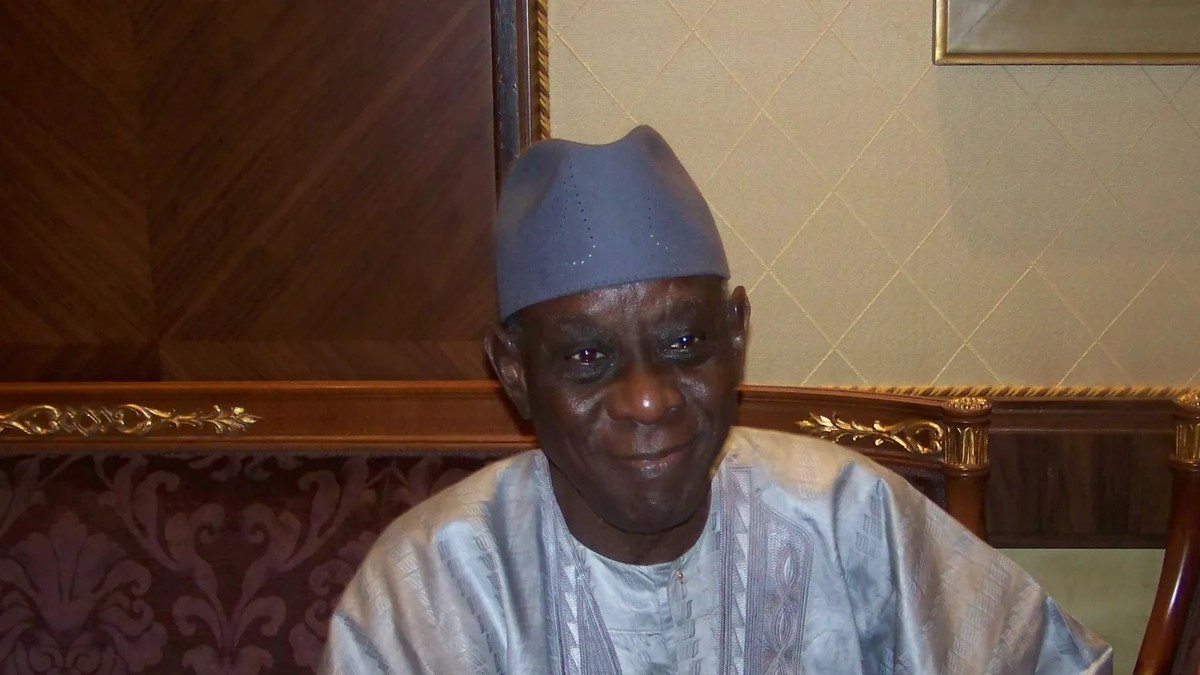 Cheikh Hamidou Kane, the Senegalese Writer Who Gave Africa L'Aventure ambiguë, Dies at 98