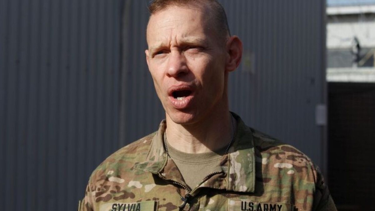 Senior US general fired, accused of leaking classified information