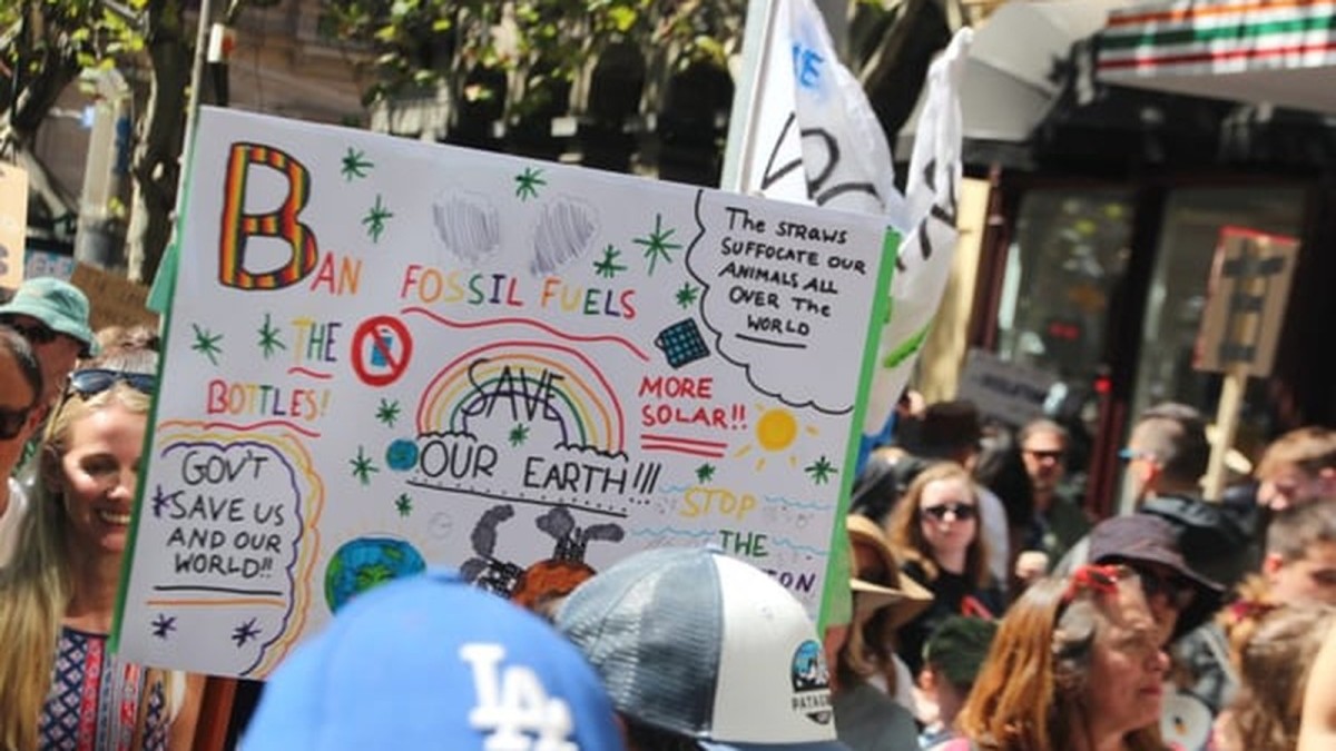 How the Fossil Fuel Industry ‘Captured’ Australia and Maintains Its Political Dominance