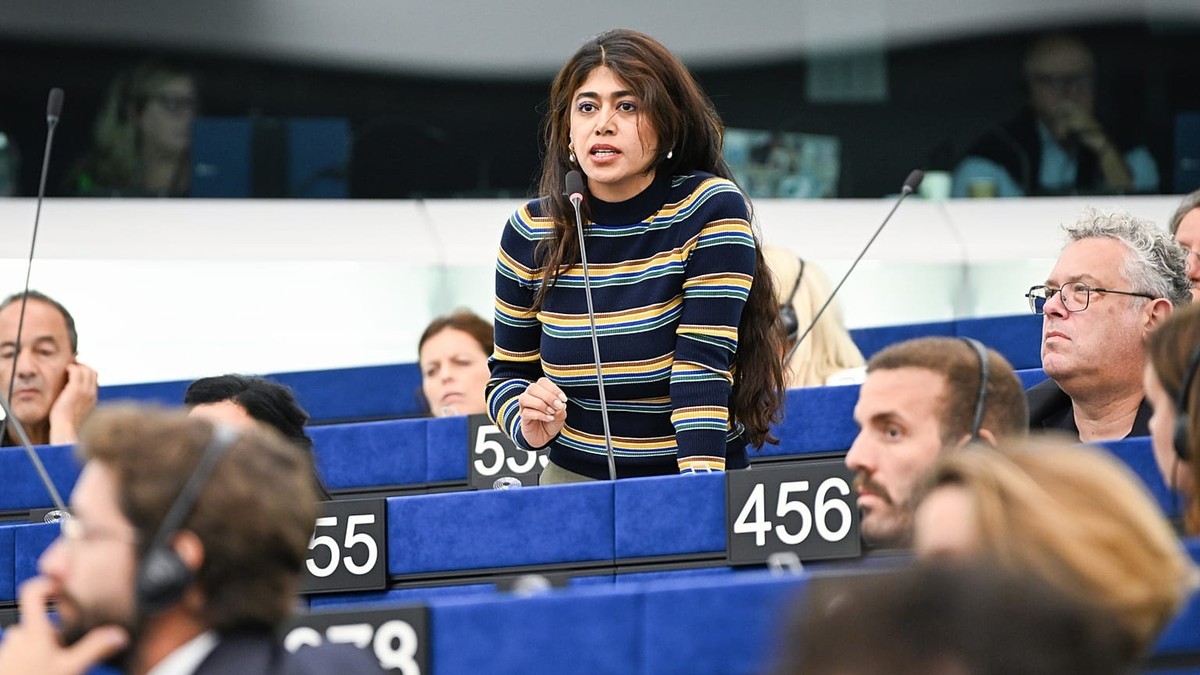 An Israeli Flag on the Floor in Strasbourg, and the Case Metsola Must Decide