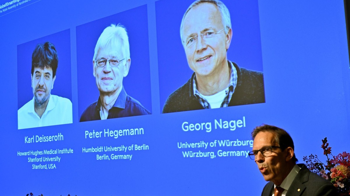 Nobel Prize in Medicine Goes to the Three Scientists Who Put a Light Switch in the Brain