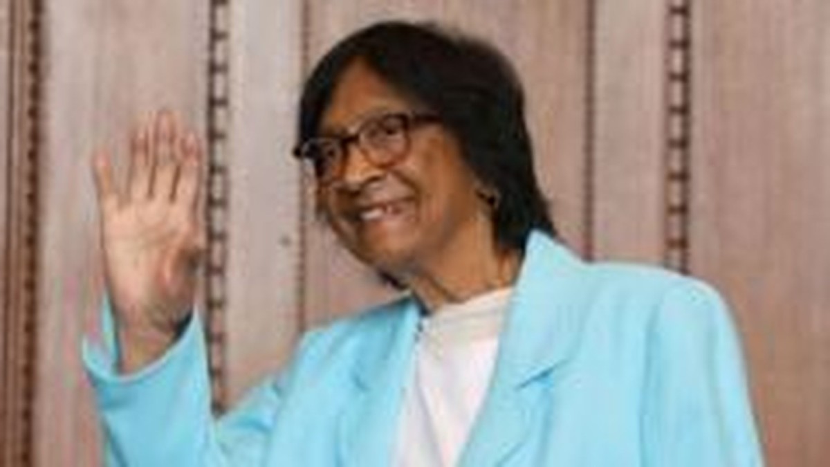 South Africa's Navi Pillay wins Nobel Peace Prize for 'efforts to promote peace and international law'