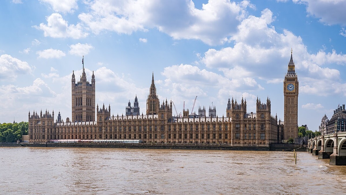 The Palace of Westminster and the Elizabeth Tower on the River Thames in London. Photo: Espandero / Wikimedia Commons (CC BY-SA 4.0)