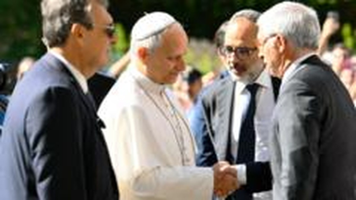Pope's cancer diagnosis leaves Catholics questioning what comes next
