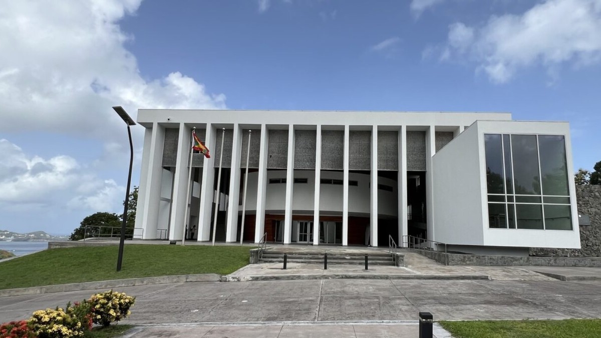 PM expresses gratitude to former prime minister and MP for St George North-West