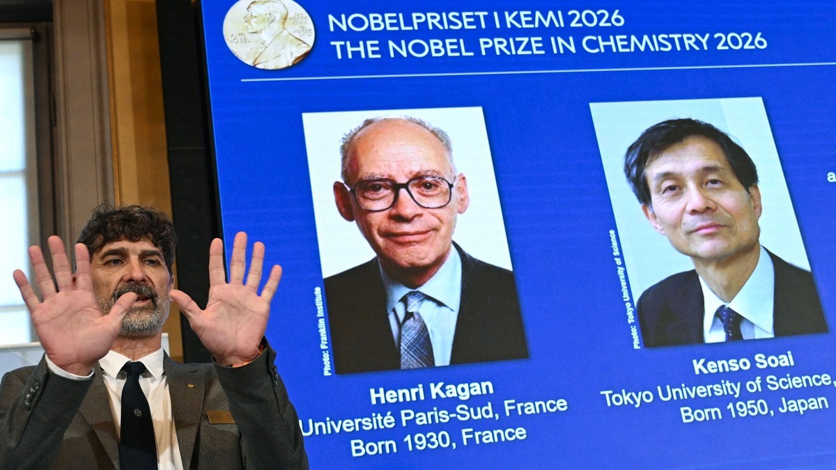 The Nobel in Chemistry Goes to Two Men Who Solved Life's Mirror-Image Problem