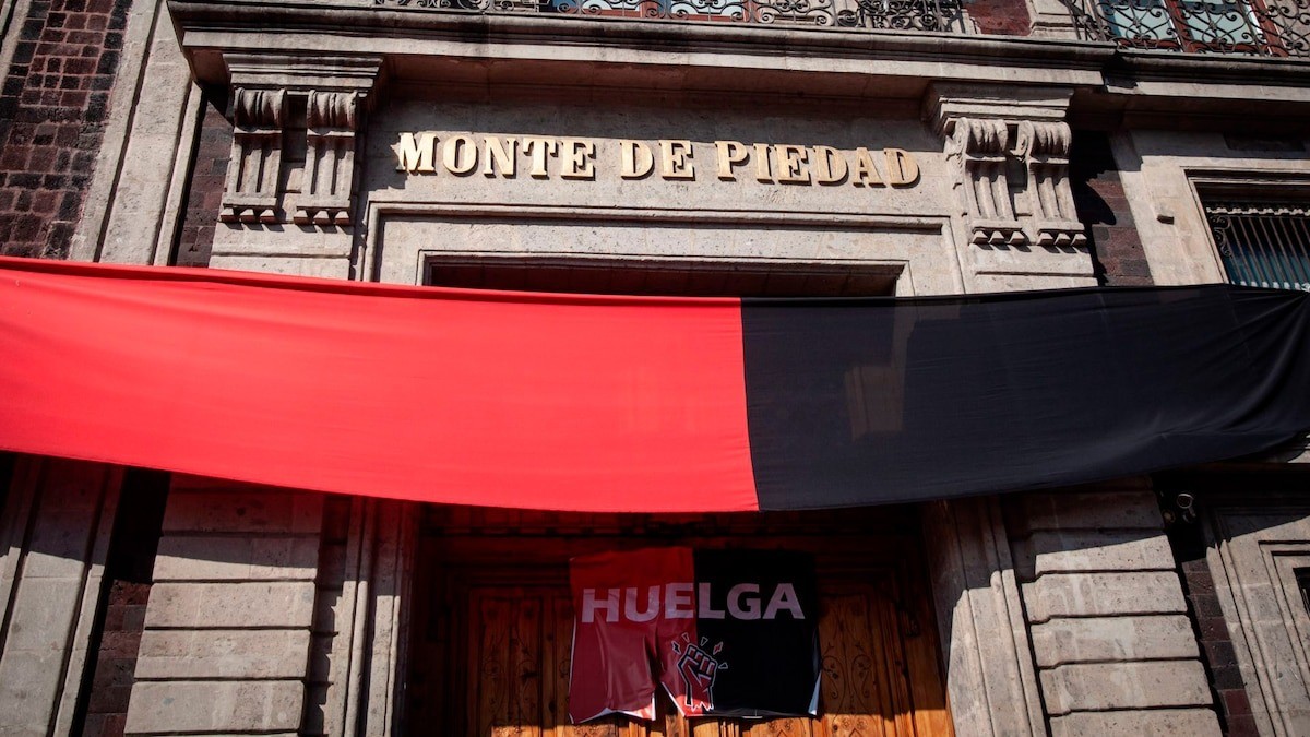 Mexico's National Pawnshop Ends a Year-Long Strike