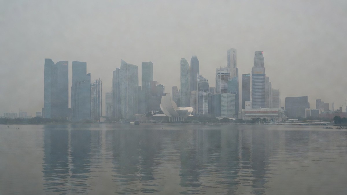 Singapore Prepares Public Health Measures as Indonesian Haze Worsens