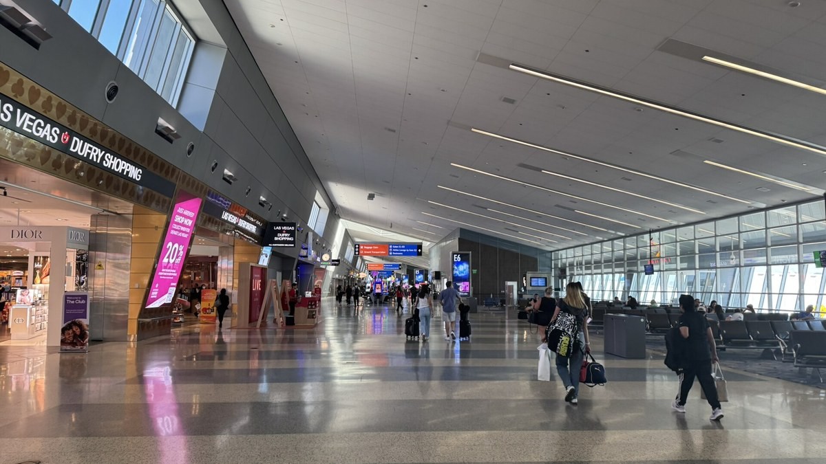 Gates at Terminal 3 of Harry Reid International Airport in Las Vegas. Photo: Vmzp85 / Wikimedia Commons, CC BY 4.0