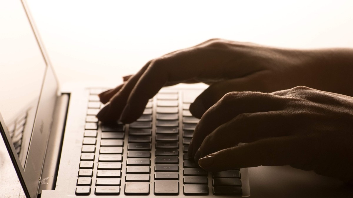 1 in 3 young Canadians use AI once a month for mental health, report shows