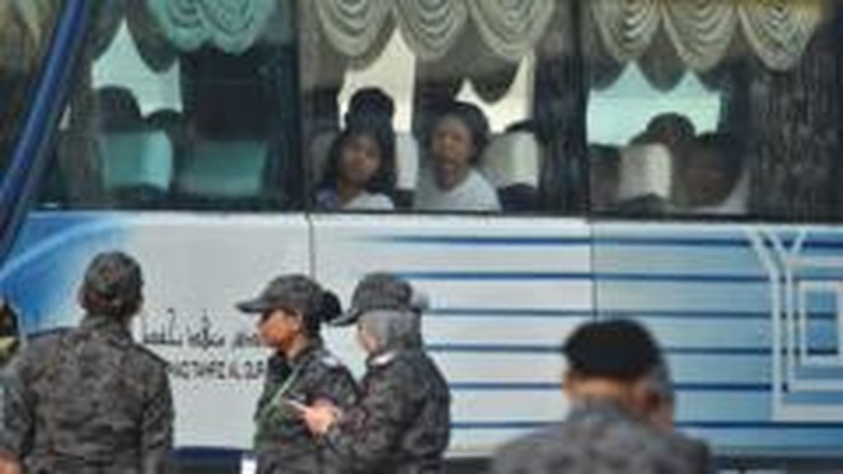 Malaysia begins controversial repatriation of asylum seekers to Myanmar