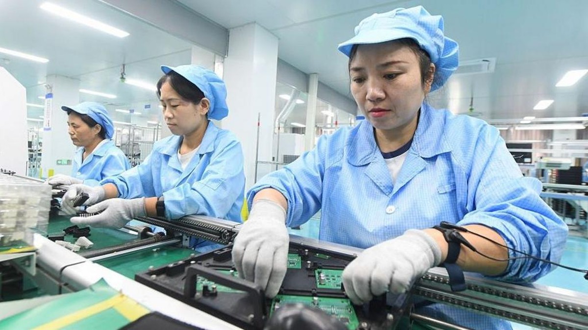 China's Economy Grew 4.5% in the Third Quarter, but the Growth Is Lopsided
