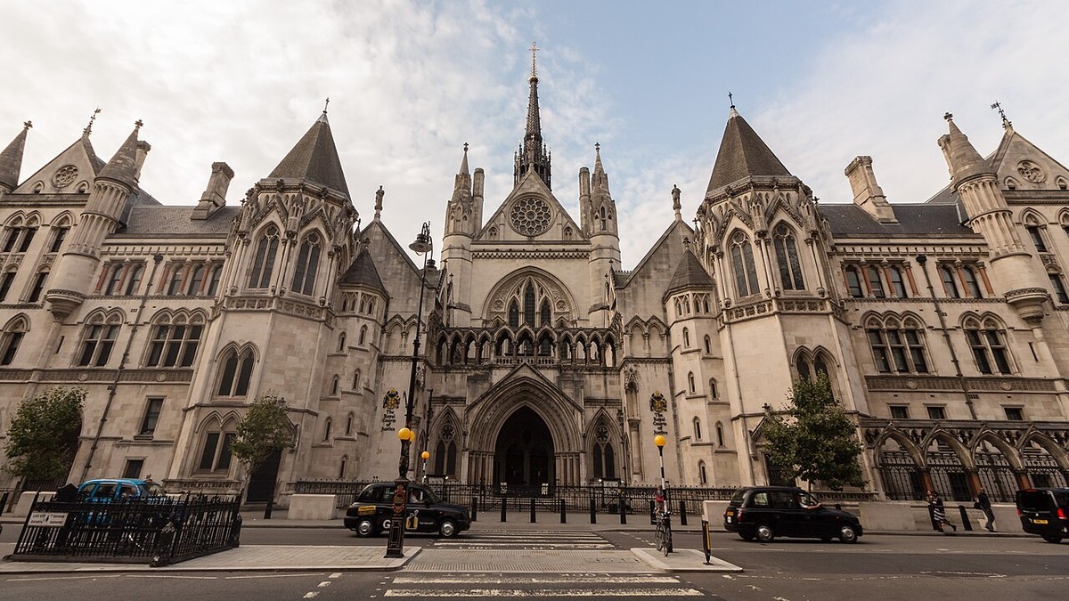 The Royal Courts of Justice on the Strand in London, where the High Court delivered its ruling on the search warrants. Photo: Rafa Esteve/Wikimedia Commons (CC BY-SA 4.0)