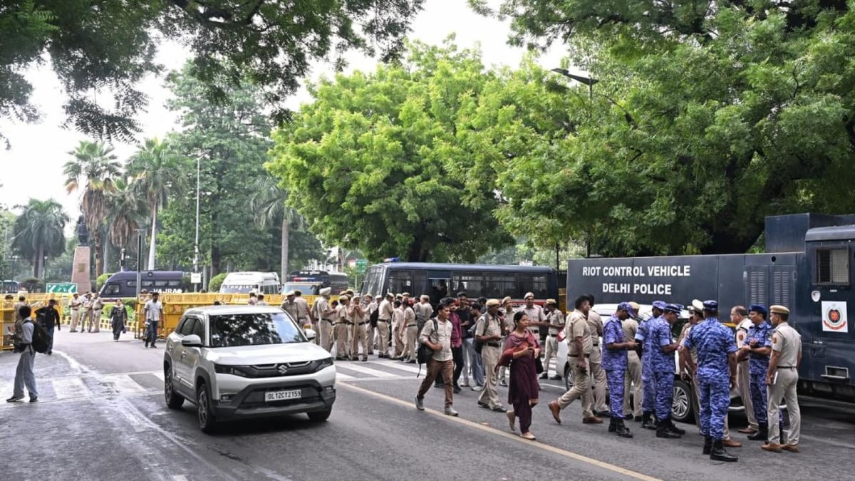 Security beefed up outside Parliament Street police station ahead of CJP leaders visit for fresh Jantar Mantar protest date