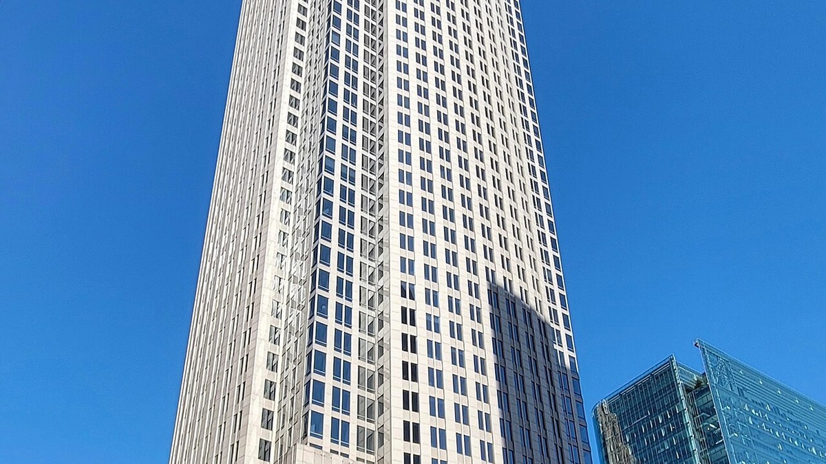 The Bank of America Corporate Center in Charlotte, North Carolina, the bank's headquarters. Photo: Kiran891 via Wikimedia Commons (CC BY-SA 4.0)
